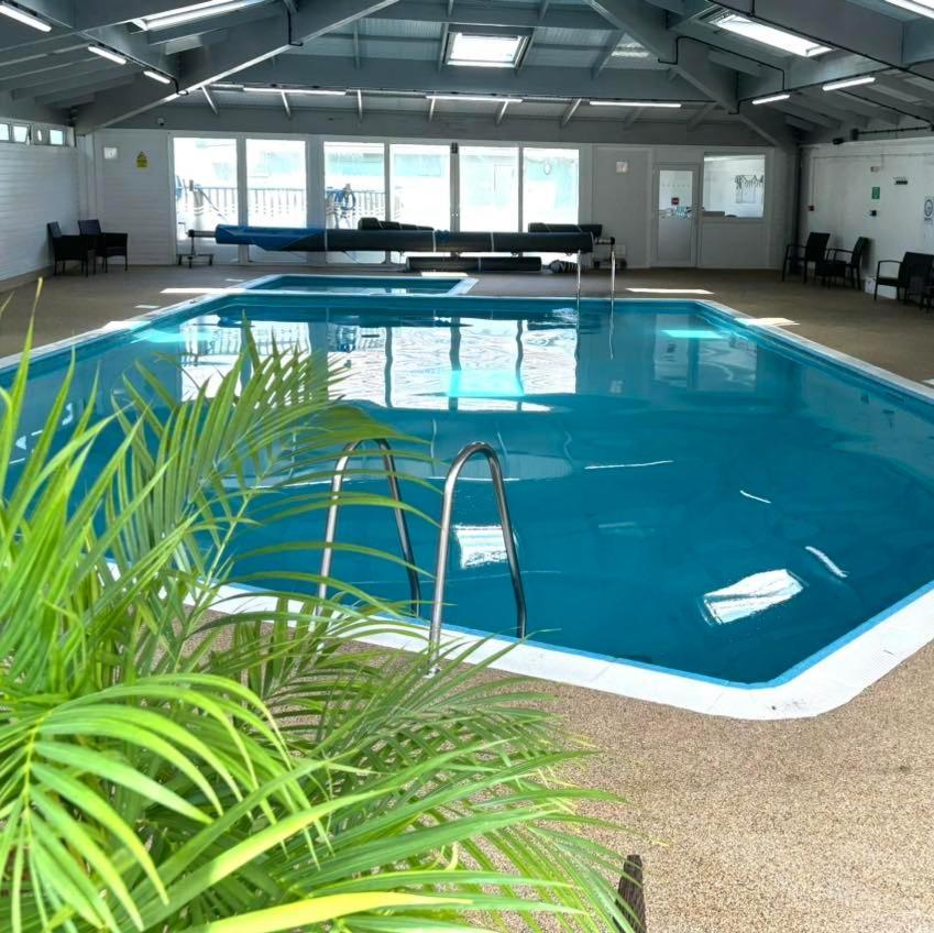 Sunset Sea View Chalet With Hot Tub Torpoint Exterior photo